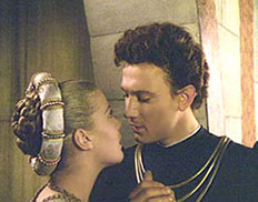 Susan Shentall and Laurence Harvey in Juliet and Romeo by Castellani . 1954   -  ������ ������ � ������ ����� � ������ ���������� ��������� � ����� 