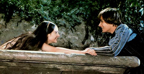 http://www.romeo-juliet-club.ru/dzeffirelli.files/balcony.jpg