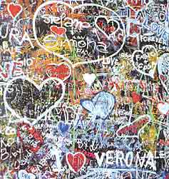 �������� �� ������ ���� ��������� � ������  -  graffiti on the walls of Juliet House in Verona