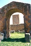 The arch near which Friar John went with his donkey - the yard of San Pietro in Tuscania