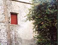 The place on the wall of Palazzo Borghese where Juliet's movie-balcony was constracted