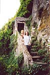 Olga and Cinzia are at the steps where the scene of Juliet and her nurse was shot. Artena,